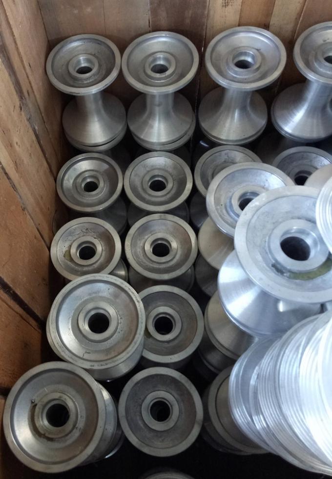 Duurzame Plastic Transmissielijn die het Aluminiumkatrolschijf vastbindt van de Hulpmiddelen Hoge Lading