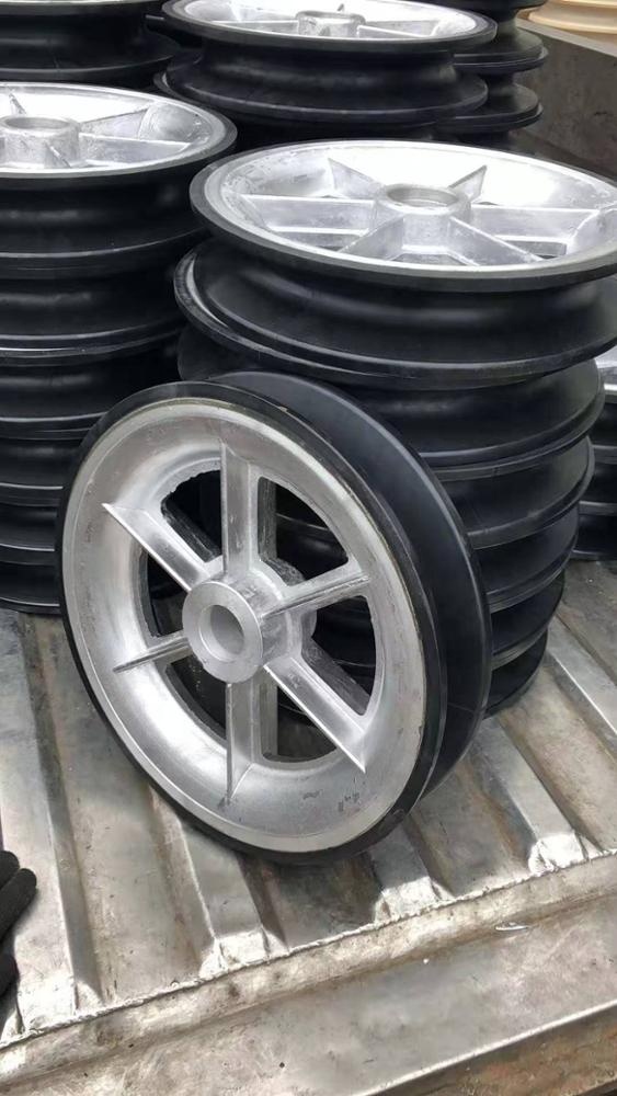 De grote Diameter rijdt van de het Bloktransmissie van de Kabelkatrol Schoven van het de Leider de Drievoudige Aluminium