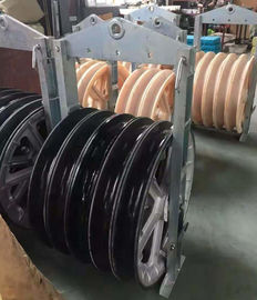 De grote Diameter rijdt van de het Bloktransmissie van de Kabelkatrol Schoven van het de Leider de Drievoudige Aluminium leverancier